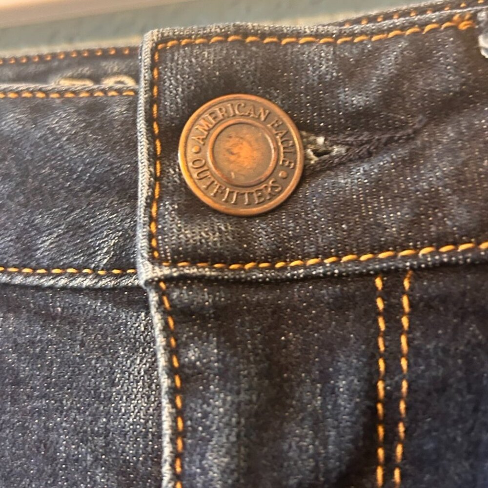 American Eagle Skinny Kick Super Stretch Dark Wash Jeans - Size 2 - Picture 11 of 11